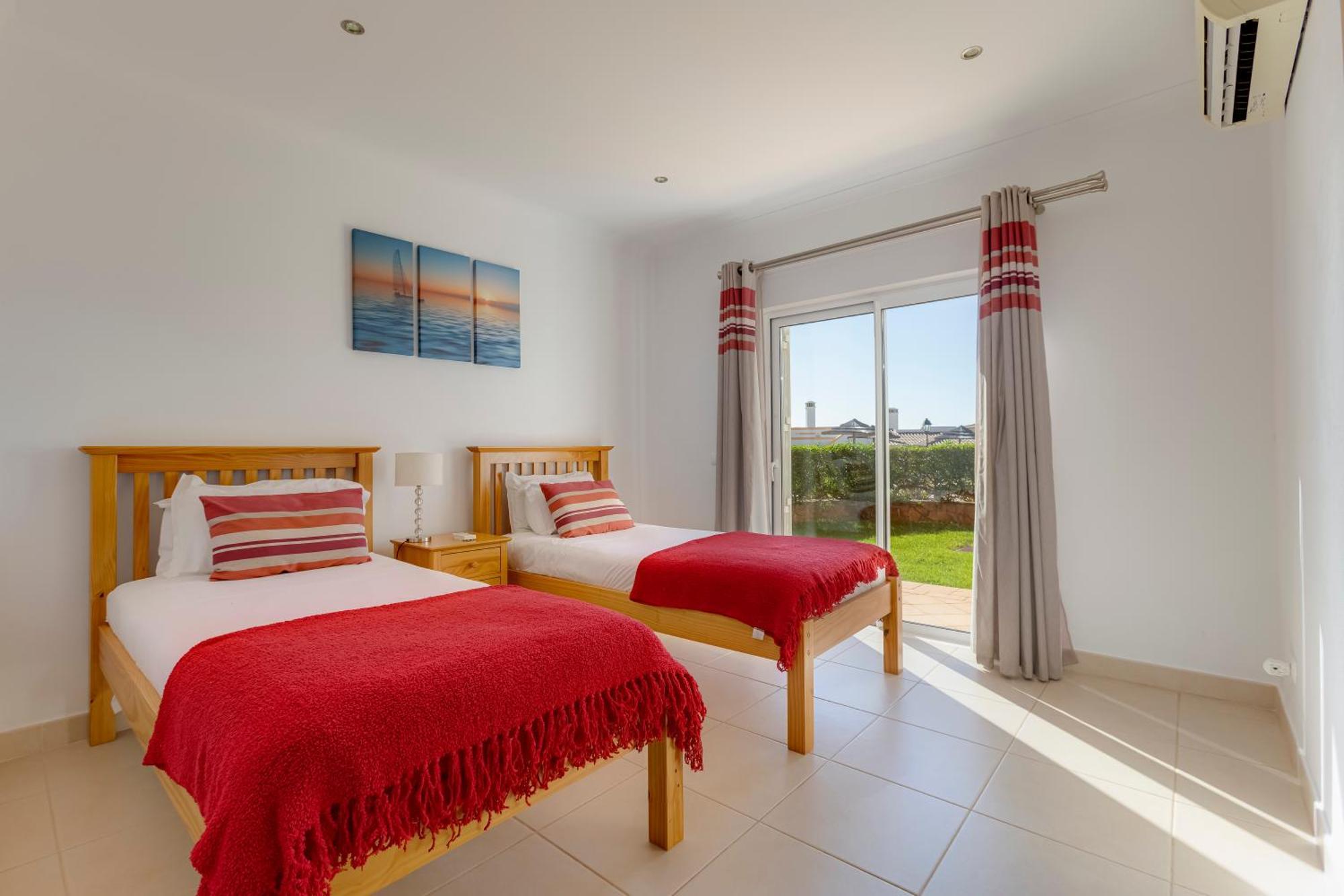 The View - Santo Antonio Villas, Golf & Spa Salema Buitenkant foto